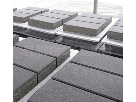 水泥制品在道路建設(shè)中的優(yōu)勢有哪些？云南陽博水泥制品廠家分享