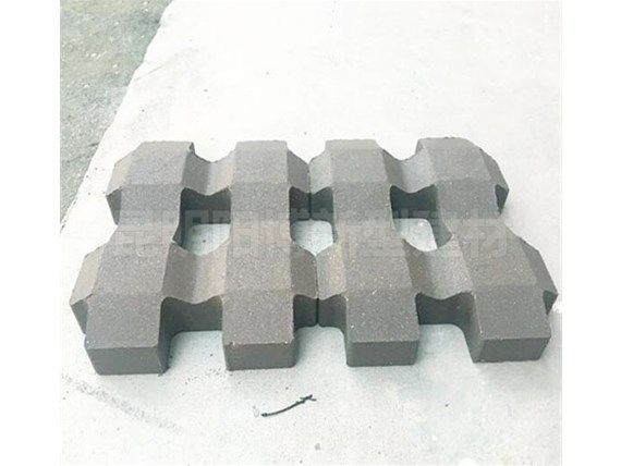 植草磚的養(yǎng)護(hù)要注意哪些事項(xiàng)？云南陽博水泥分享